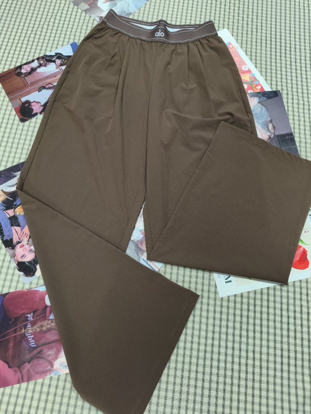 Espresso ALO YOGA Suit Up Pants🤎Casual Chic Loose Fit Regular 30" Inseam🍏XS/S - Picture 2 of 7